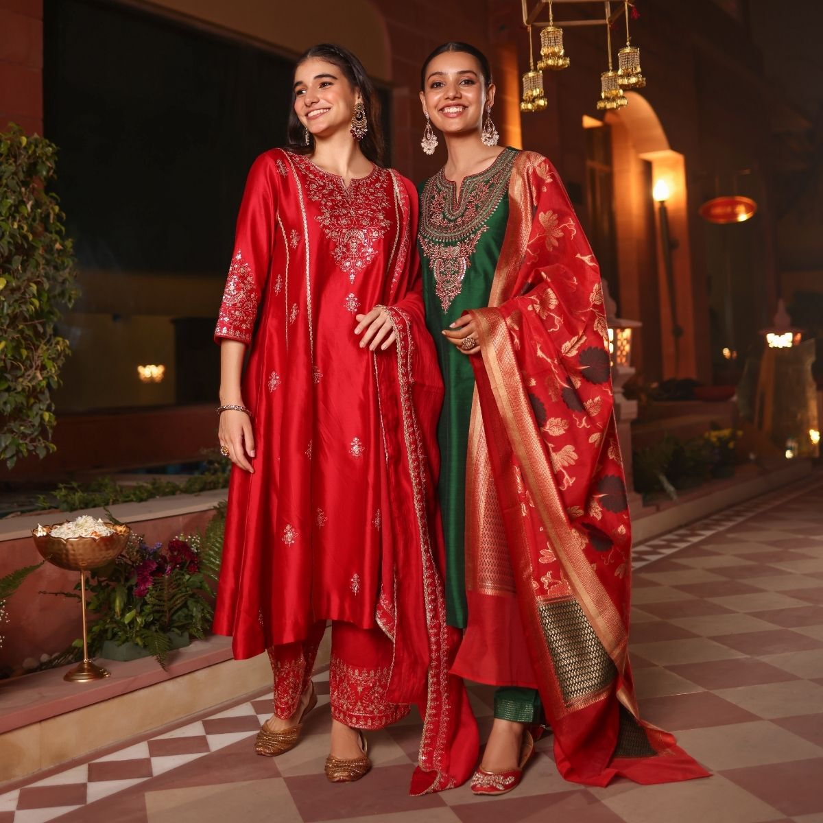 Stunning Karva Chauth Outfit Ideas to Elevate Your Look Stunning Karva Chauth Outfit Ideas to Elevate Your Look
